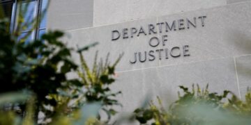 Россиянка Бурлинова попросила минюст США убрать ее из розыска ФБР