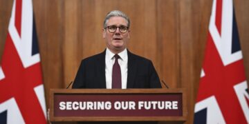 Стармер выступил с дерзким призывом по России