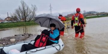 В Боснии и Герцеговине из-за наводнения подтоплены 800 зданий