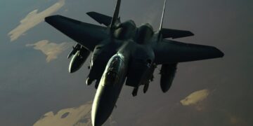 В районе поместья Трампа три самолета нарушили воздушное пространство