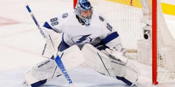 Василевский вошёл в тройку претендентов НХЛ на приз «Везина Трофи»