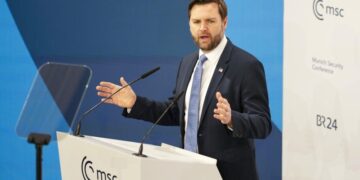 Вэнс прокомментировал заявления европейцев о поддержке Киева