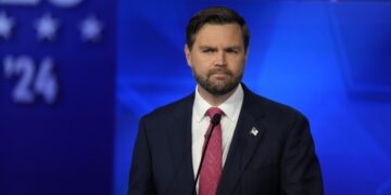 Вэнс раскрыл детали встречи Трампа с Зеленским