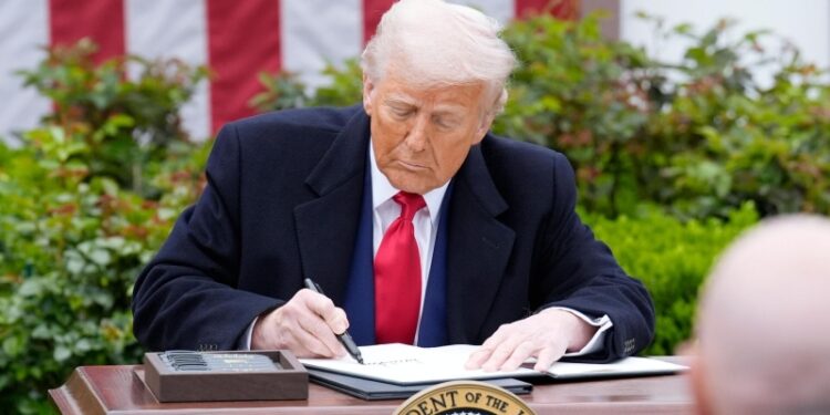 Американские пошлины планируются как постоянные заявил Трамп