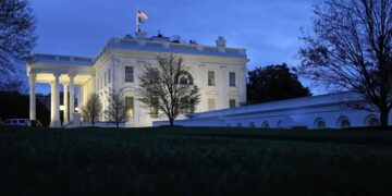 Белый дом прокомментировал разрешение депортаций Верховным судом США