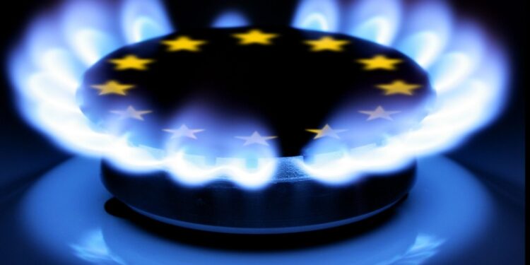 Bloomberg узнал о планах ЕС запретить спотовые закупки газа из России