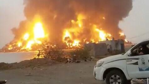 Число погибших при ударах США по порту в Йемене выросло до 20