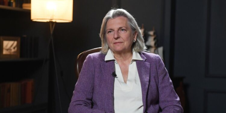 Экс-глава МИД Австрии рассказала о перезагрузке отношений России и США