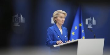 ЕС готов к переговорам по пошлинам, заявила Глава ЕК