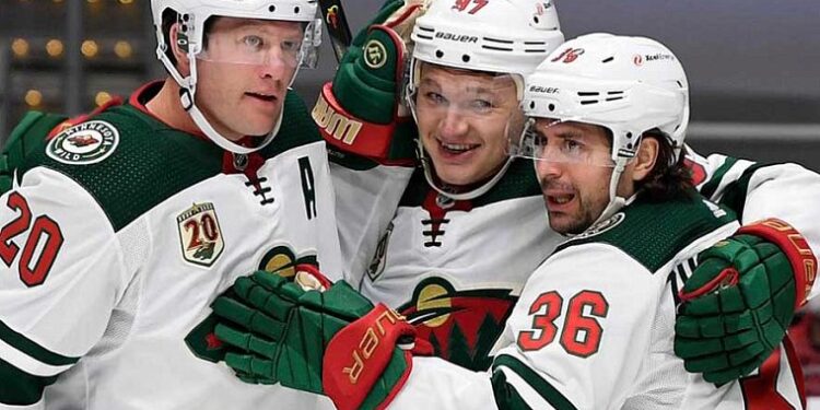 Гол Капризова не помог «Миннесоте» обыграть «Вегас» в матче плей-офф НХЛ