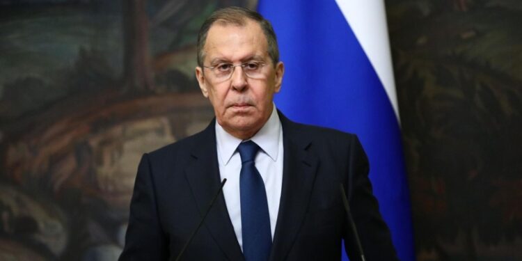 Лавров выступил за запрет размещения ядерного оружия в космосе