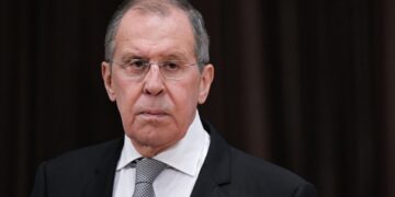 Лаврова спросили о детях, потерявших семью из-за конфликта на Украине