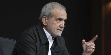 Президент Ирана назвал условие переговоров с США