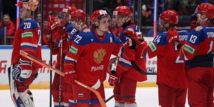 Сборную России по хоккею допустят на Олимпиаду-2026 с флагом