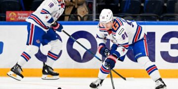 СКА собирался предложить контракт на 5 лет форварду Ивану Демидову