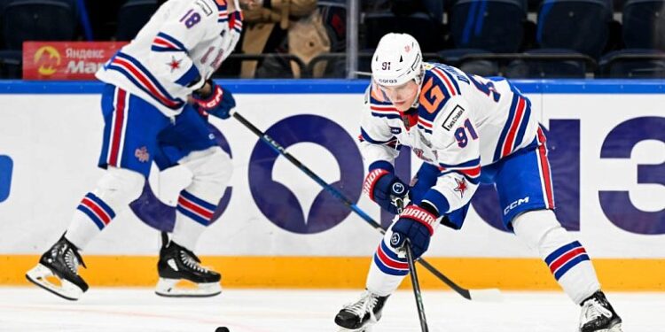 СКА собирался предложить контракт на 5 лет форварду Ивану Демидову