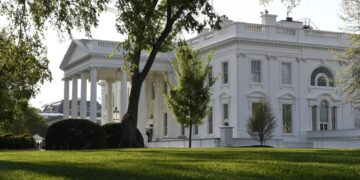 СМИ: США предлагают Киеву уступить территории