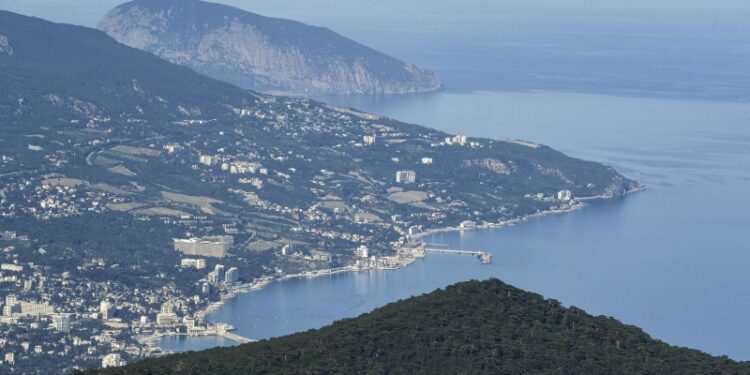 США предложат Европе и Украине признать Крым российским, пишет WP