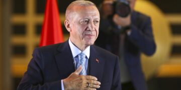 Турция сделает все для решения конфликта на Украине, заявил Эрдоган