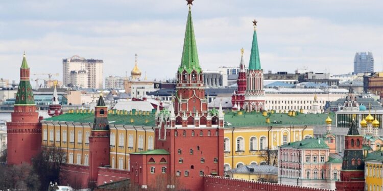 В Кремле оценили перспективы освобождения Харкина из плена в Газе