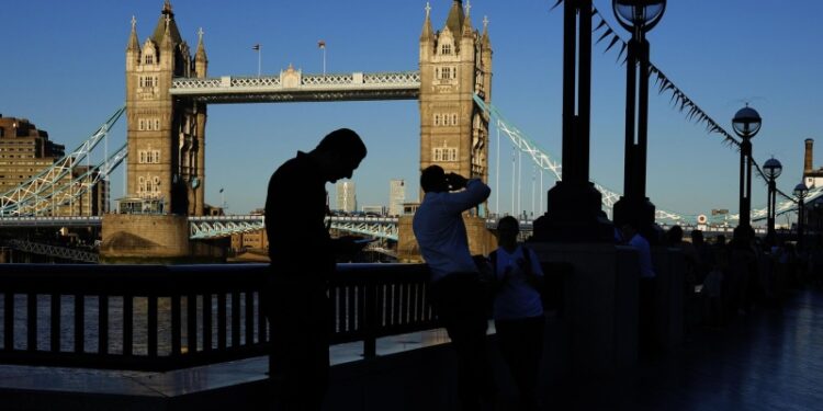 В Лондоне сотни человек вышли на протесты против Трампа