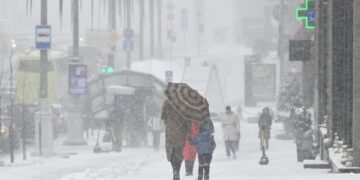 В Минске из-за снегопада отменили футбольный матч