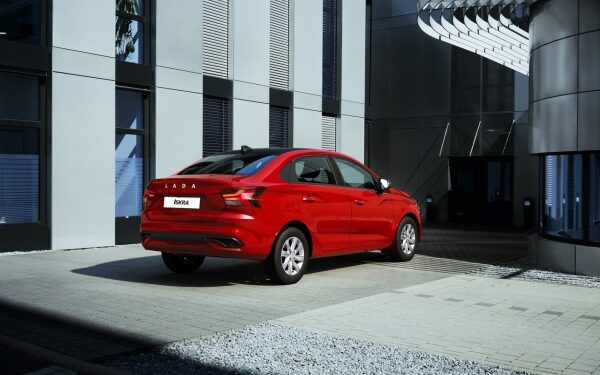 В России начался промышленный выпуск автомобилей Lada Iskra