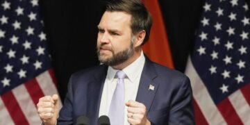 Вэнс не исключил ядерной эскалации при продолжении украинского конфликта