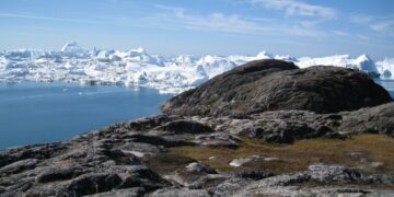 Вэнс заявил, что Гренландия хочет быть независимой от Дании