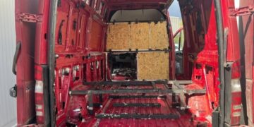 Водитель задержанного в Белоруссии авто со взрывчаткой рассказал о работе