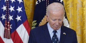 Демократы вновь заявили, что Байден портит их имидж