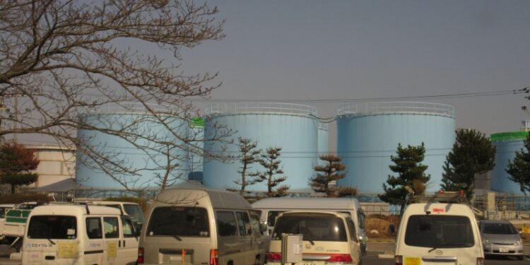 Эксперты из России приедут в Японию для контроля сброса воды с Фукусимы