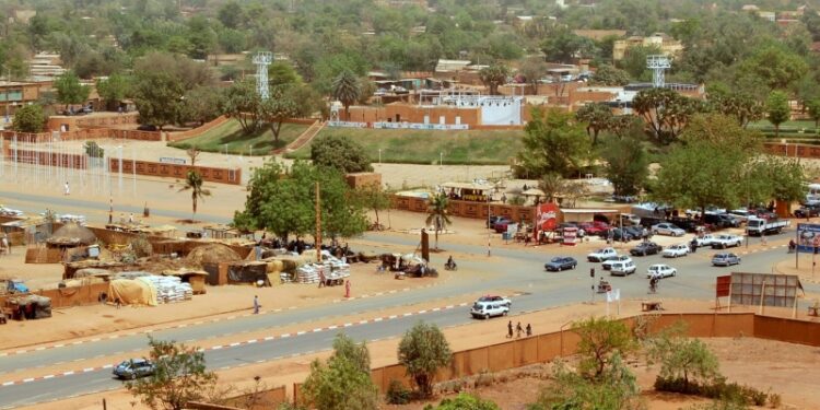 Французская Orano хочет продать урановые активы в Нигере, пишет FT