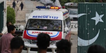 Индия перевела границу с Пакистаном в режим повышенной готовности