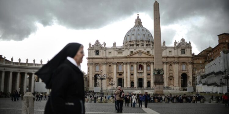Итальянские чиновники обещали России безопасный проезд в Ватикан, пишут СМИ