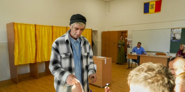 Явка на выборах президента Румынии превысила 50 процентов