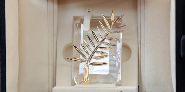 Каннский кинофестиваль запретили посещать в обнаженном виде