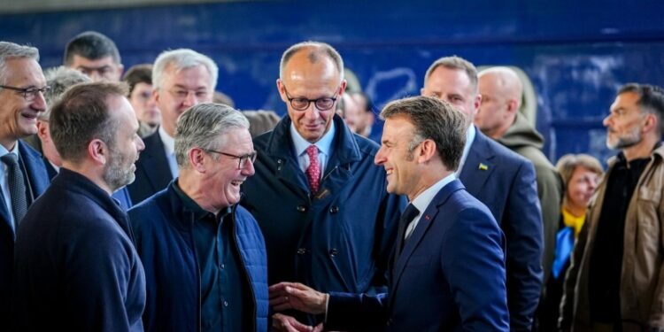 Макрон, Мерц, Стармер и Туск приехали в Киев на встречу коалиции желающих