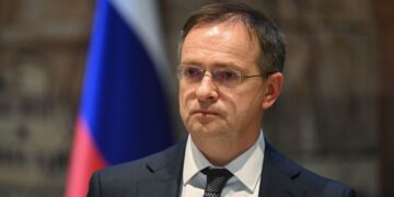 Мединский предложил Украине дату и место встречи для обмена меморандумами