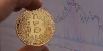 Мэр Нью-Йорка надеется на рост использования биткоина в повседневной жизни