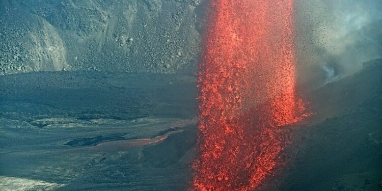 На Гавайях началось новое извержение вулкана