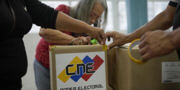 Наблюдатель от России заявил об отсутствии нарушений на выборах в Венесуэле