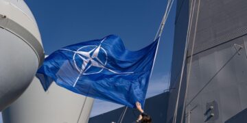 НАТО пытается усилить влияние на Ближнем Востоке, заявили в Совфеде