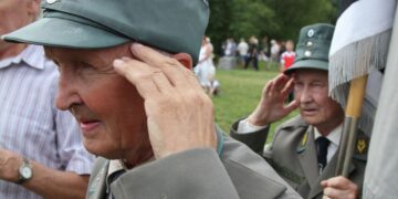 Немецкий активист осудил чествование фашистов на госуровне в Прибалтике