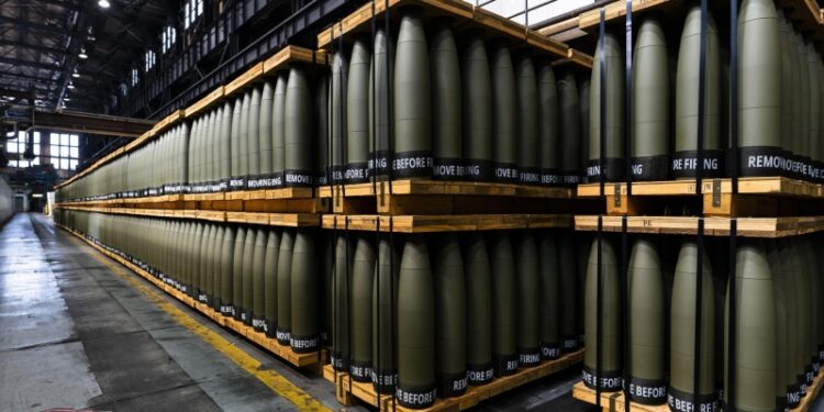 NYT: Европа не сможет обеспечить Украину оружием без США