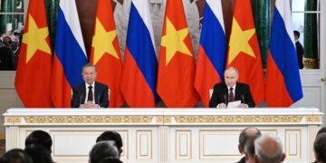 Путин высказался об участии Вьетнама в юбилее Победы