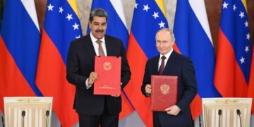 Россия и Венесуэла договорились выступать против односторонних санкций