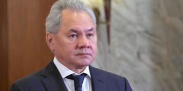 Шойгу призвал разгромить воскрешаемый на Западе нацизм