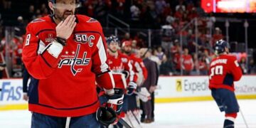 Тихонов: У Овечкина нет никаких шансов в политике