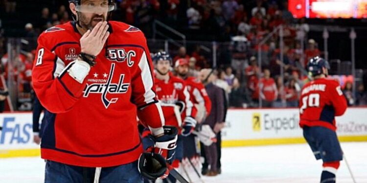 Тихонов: У Овечкина нет никаких шансов в политике